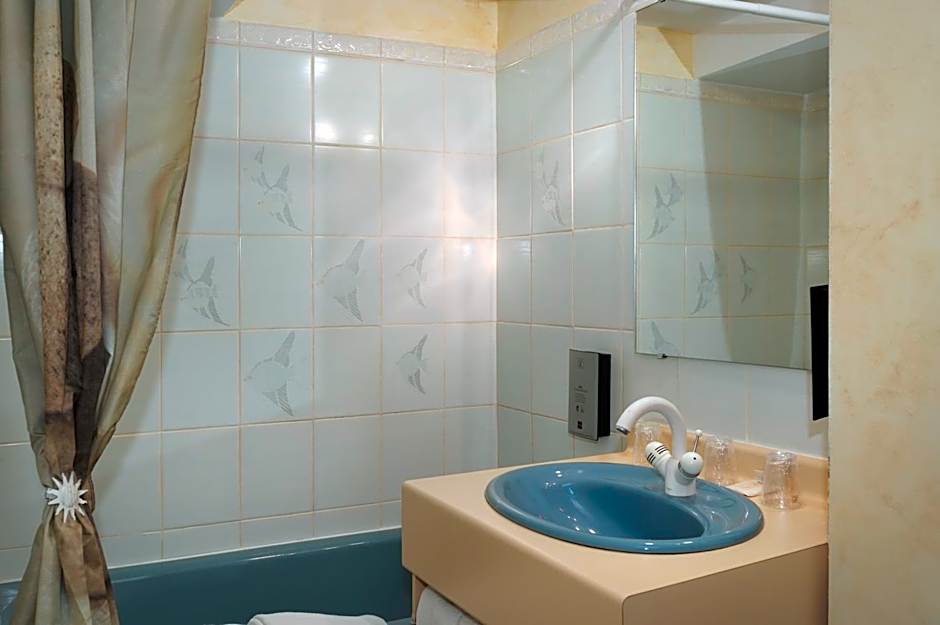 Logis Auberge À La Tête De Lard