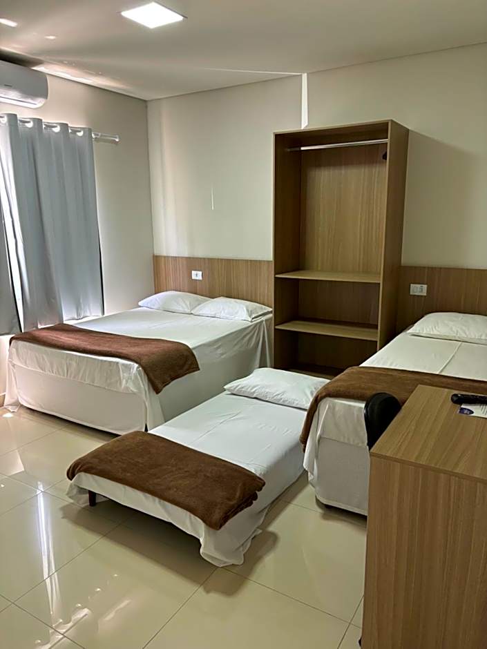 Mahle Hotel - BR 116, km 48