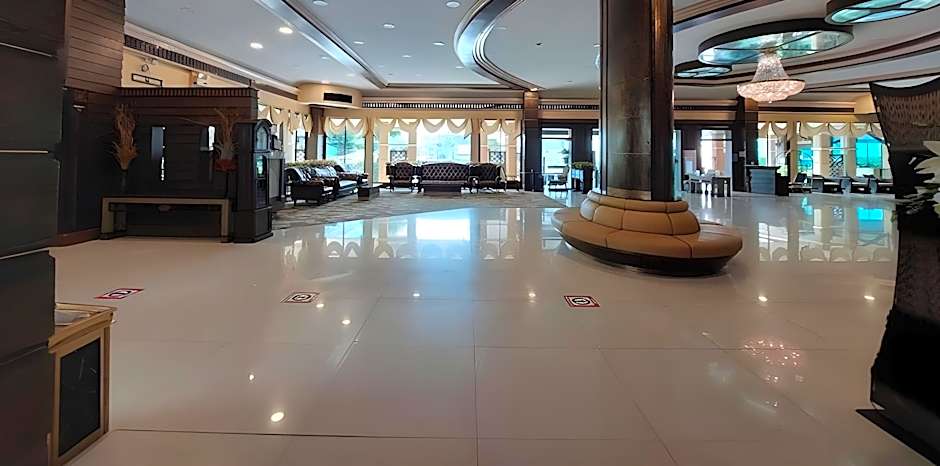 Ruean Phae Royal Park Phitsanulok