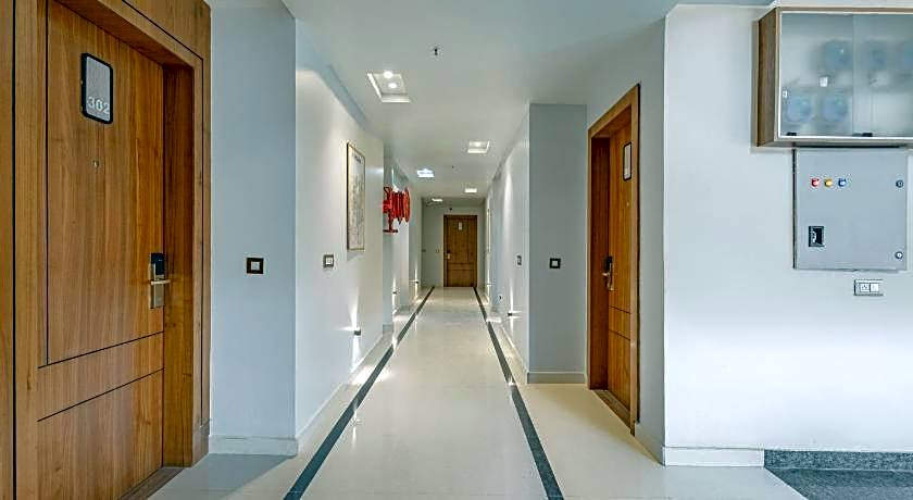 Wandr Hotel Medicity Gurugram, Near Medanta Hospital