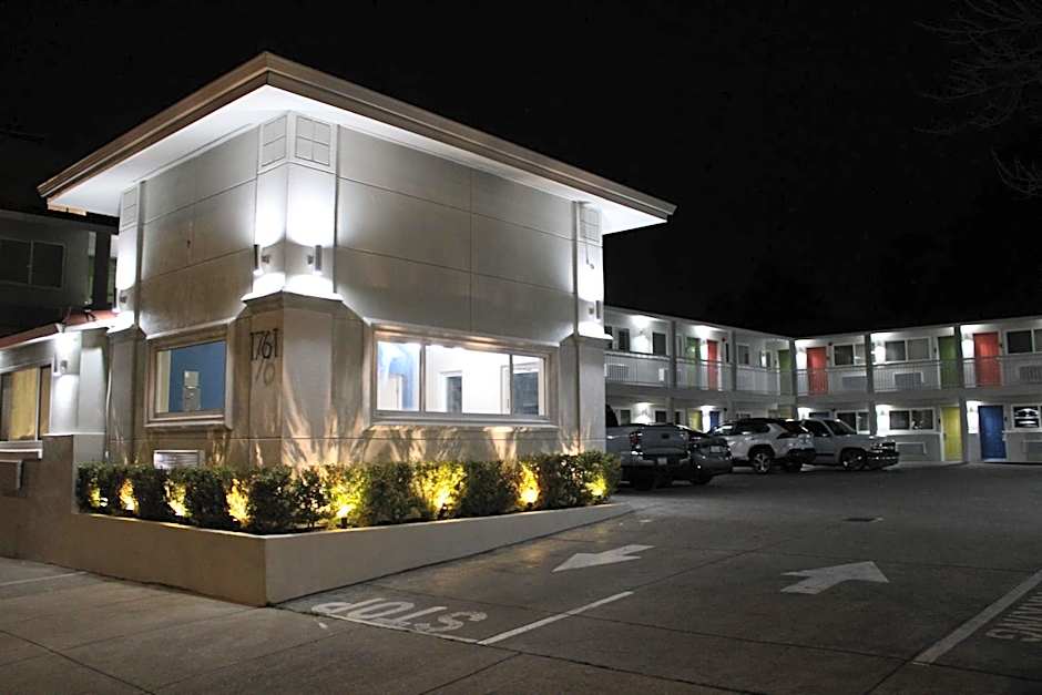 Signature Inn Berkeley