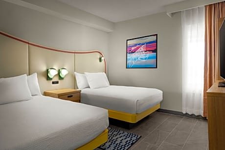 2 Full Beds 1 Bedroom Suite Ocean View