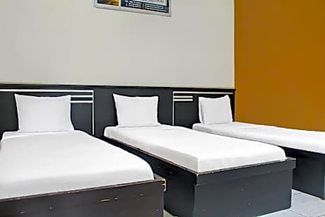 Collection O 92268 Hotel Aero