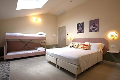 Deluxe Family Room