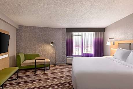 1 King Standard Stadium View