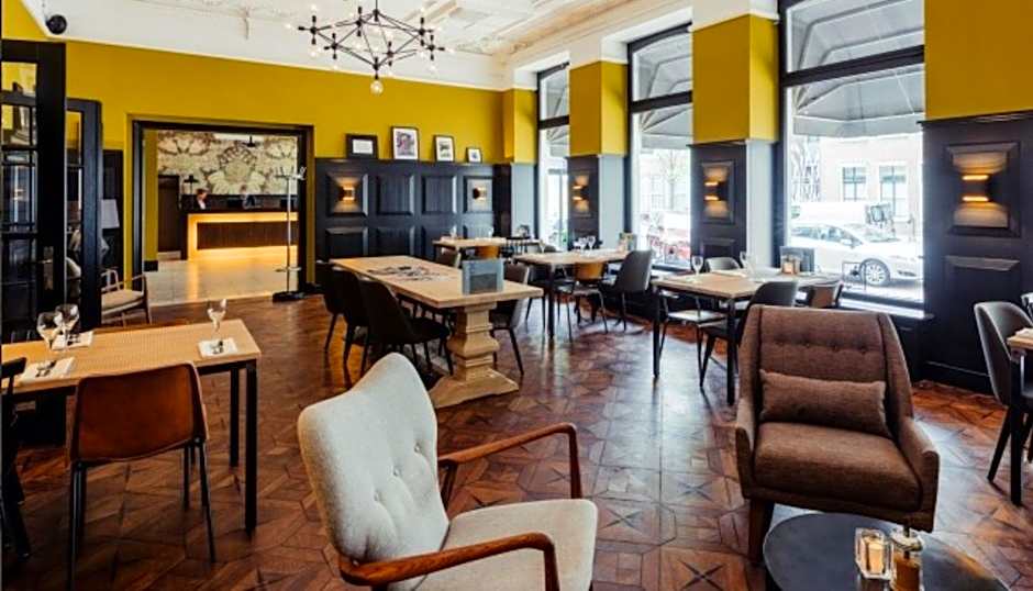 Post-Plaza Hotel & Grand Cafe