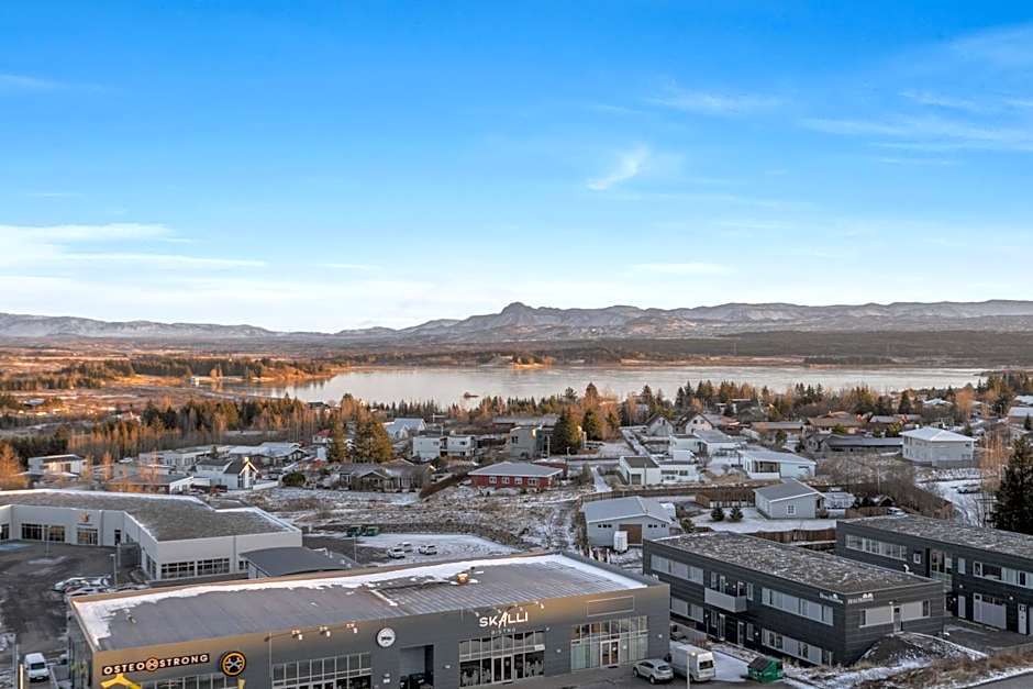 Blue Mountain Apartments by Heimaleiga