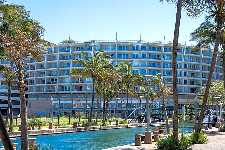 Stunning Sails on Point G405