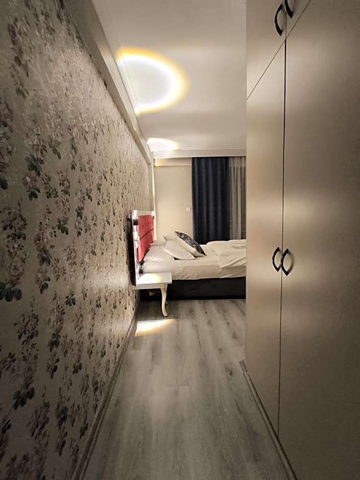 Photo 1 of 6 of Standard 1 Double Bed or 2 Beds