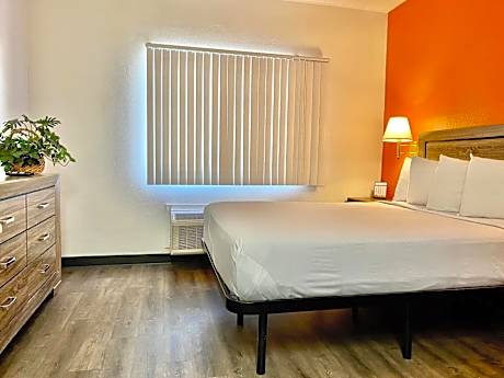 Queen Suite