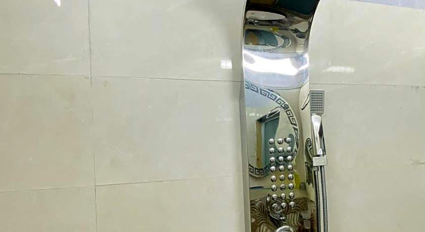 Jhelum One Hotel, Shandar Chowk Jhelum