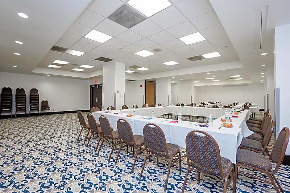 Harmony Suites Secaucus Meadowlands