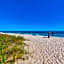 Palm Beach Paradise Walk to Beach Pool WiFi 86" TV WiFi