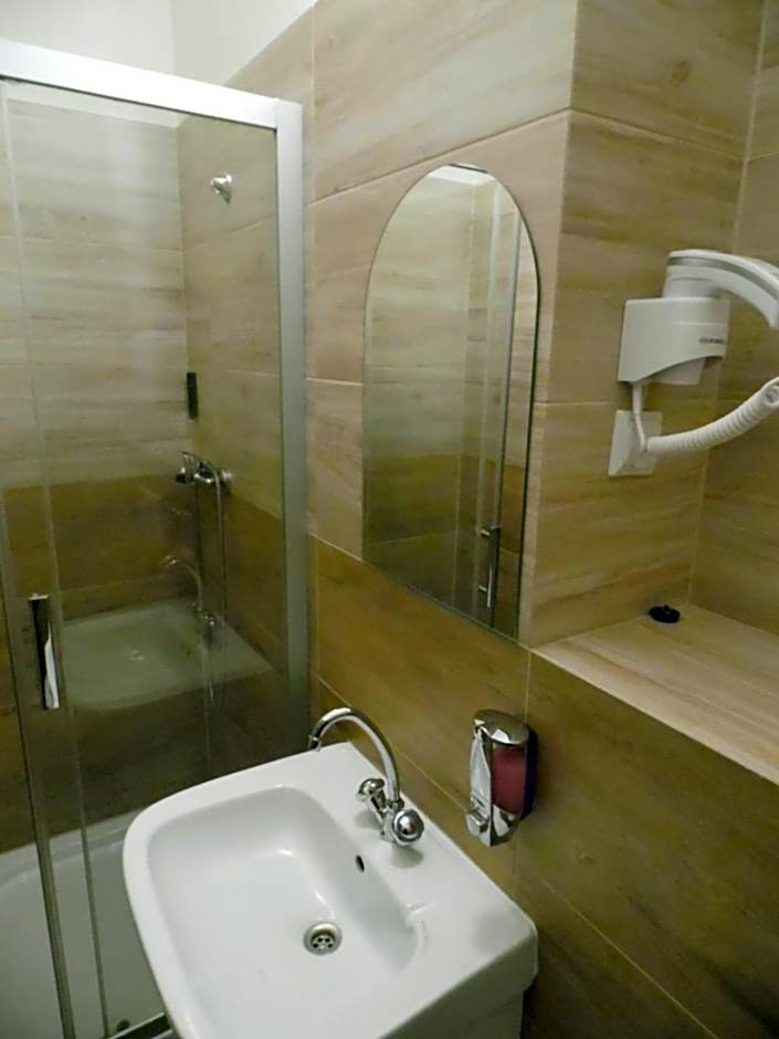 Hostel DV Morski - z prywatnymi łazienkami