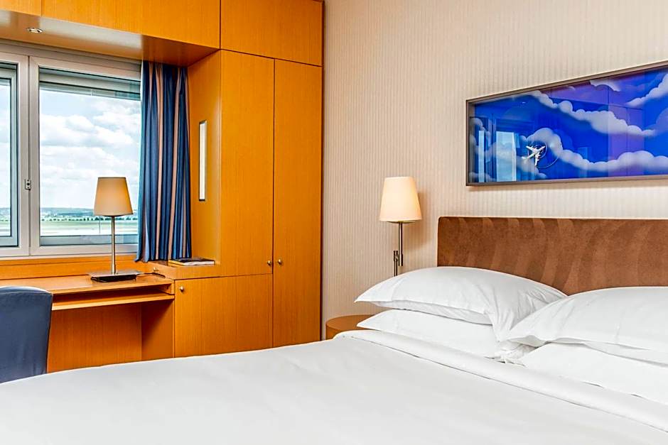 Sheraton Paris Charles de Gaulle Airport Hotel