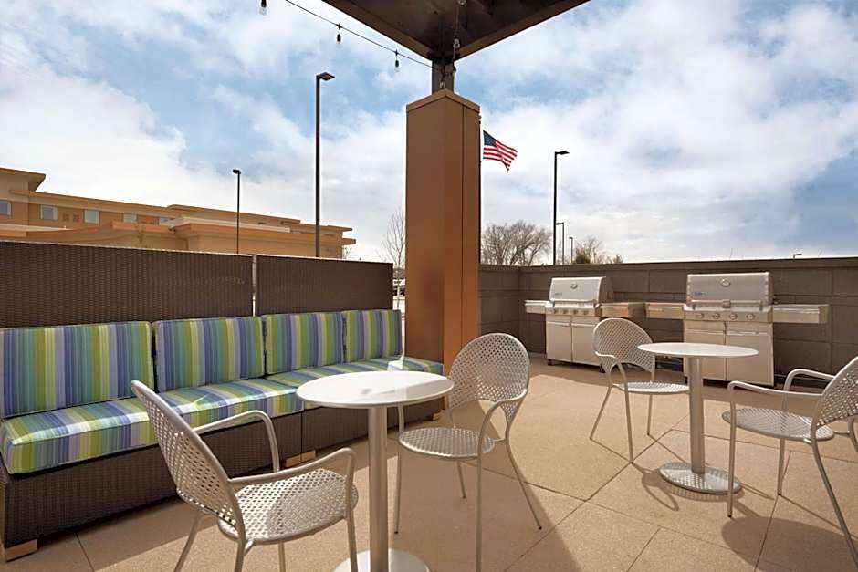 Home2 Suites By Hilton Milwaukee Airport, WI