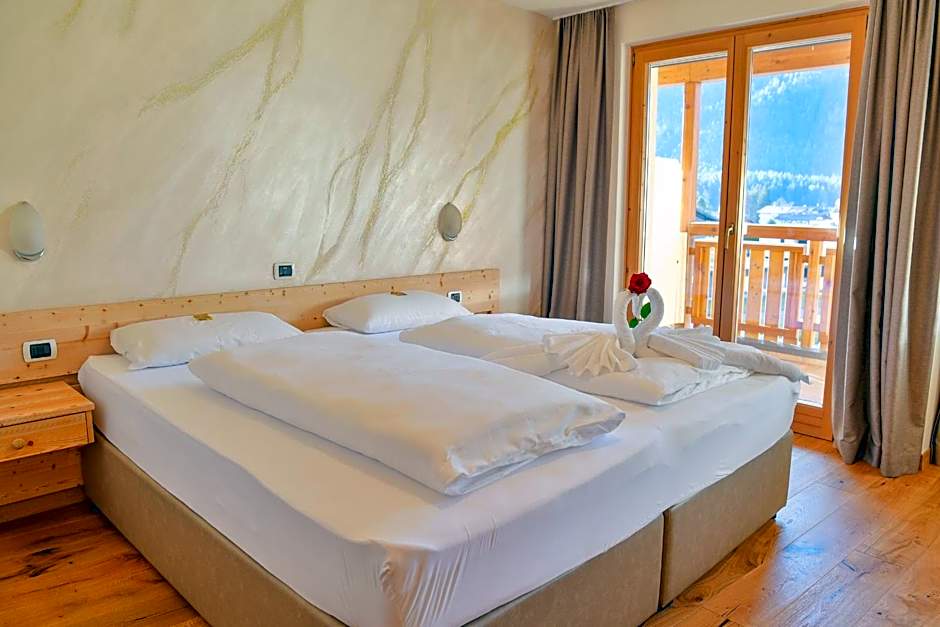 Photo 1 of 34 of Hotel Savoia