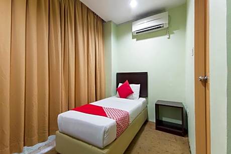 Deluxe Single Room