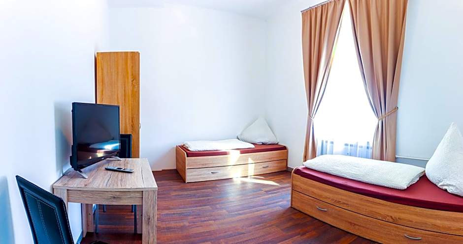 Photo 1 of 17 of FMM Hostel