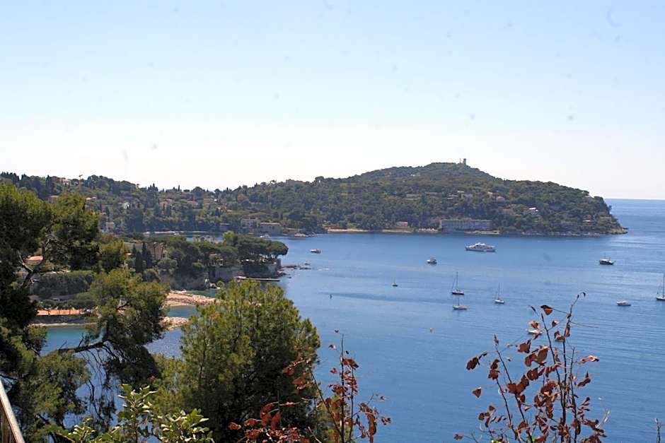 Hôtel La Villa Patricia - Charme et Tradition