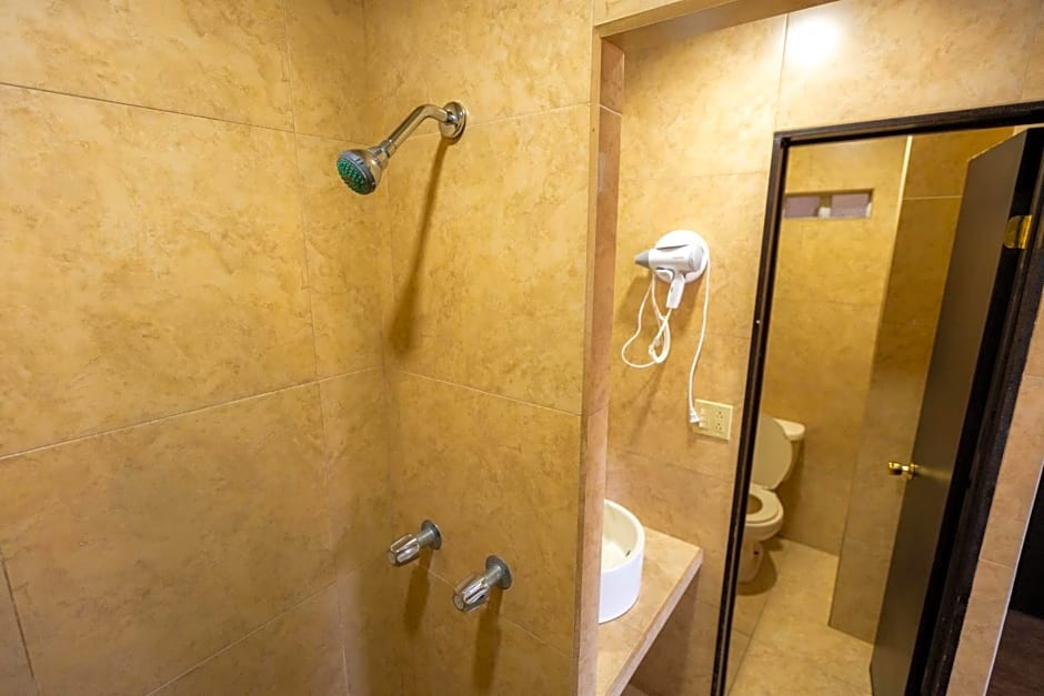 Hotel Rose Ensenada