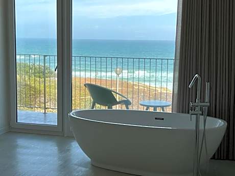 Master Suite with Sea View