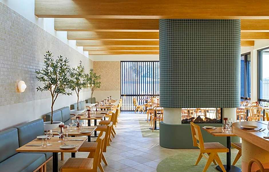 The Clairfield Hotel