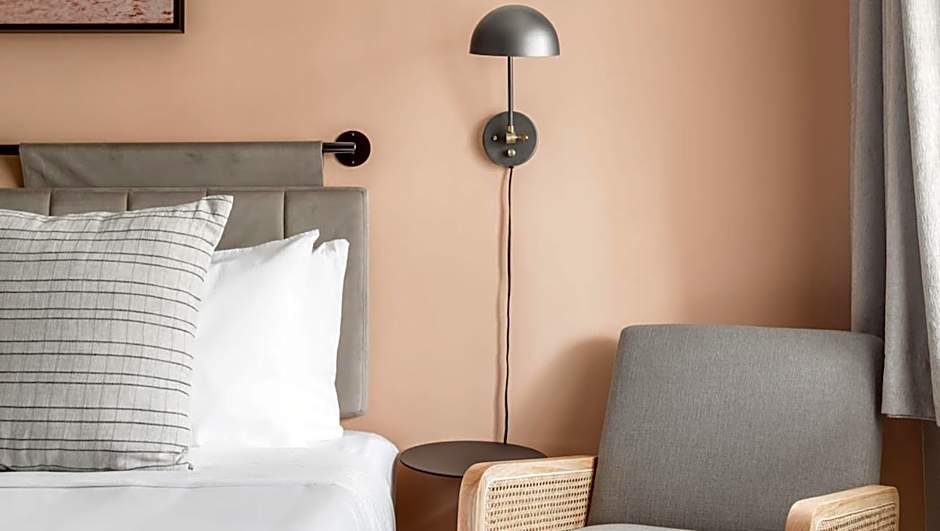 Leland Hotel