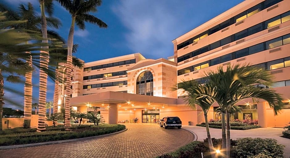 DoubleTree by Hilton Hotel West Palm Beach Airport