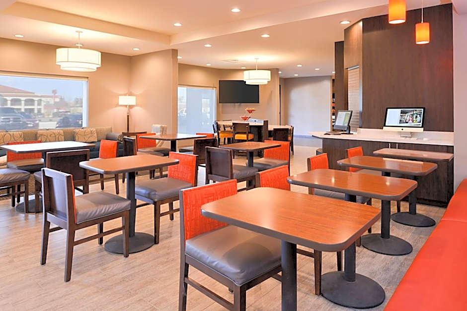 TownePlace Suites by Marriott Laplace