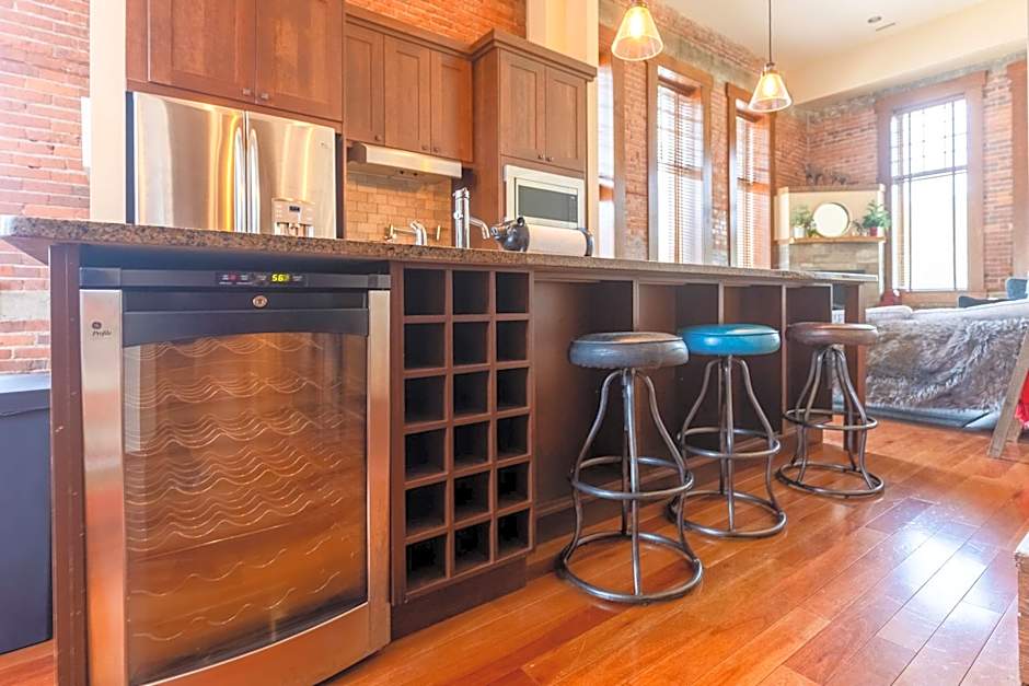 Luxurious 901 Condos by Fernie Central Reservations