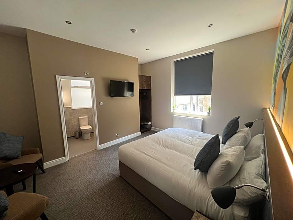 Fenwick Sunrise Hotel