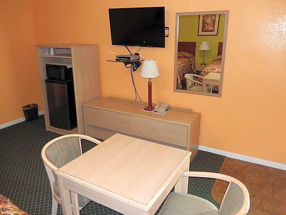 Townsman Motel