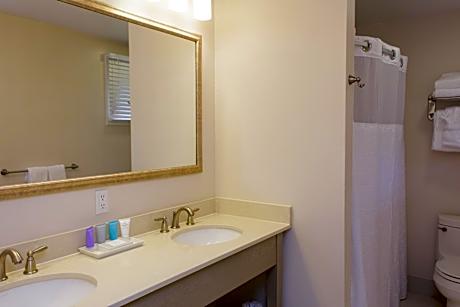 Family Suite with Fireplace