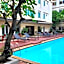 Avion Hotel