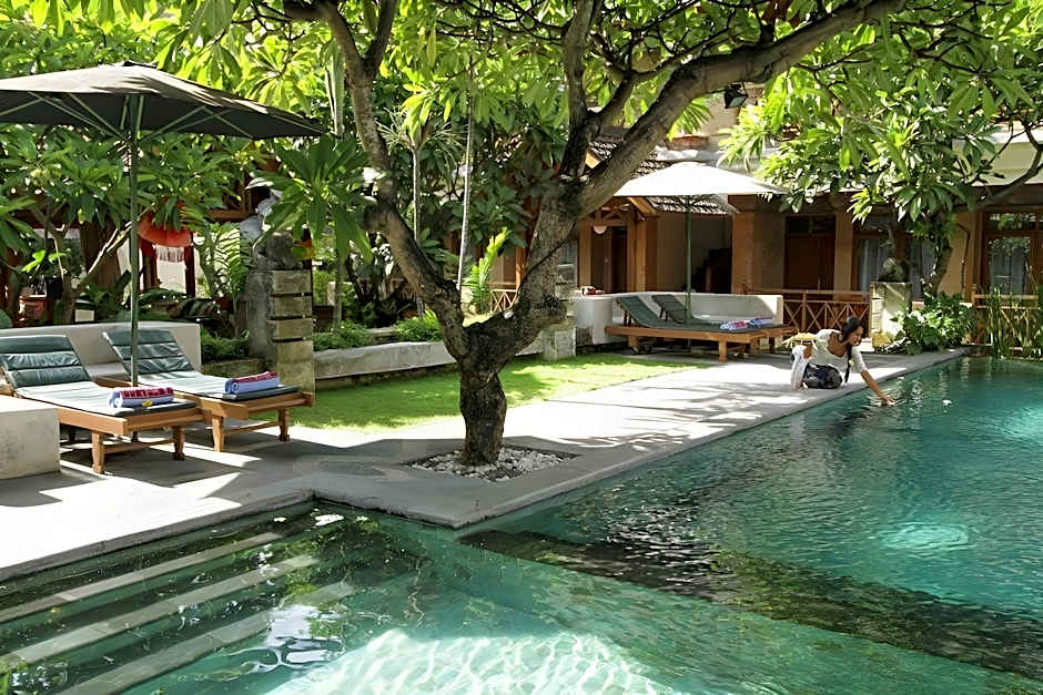 Fourteen Roses Boutique Hotel, Kuta