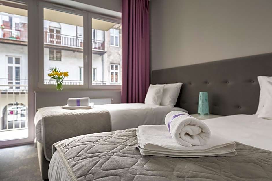PlayRoom Aparthotel