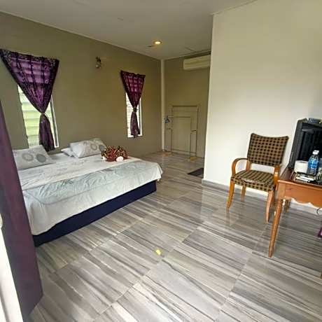 Double Room with Pool View