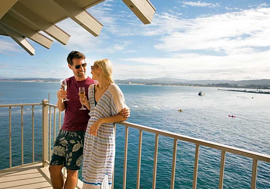 Monterey Plaza Hotel And Spa