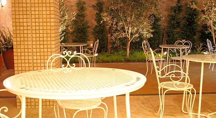 Hotel Coco Grand Kitasenju