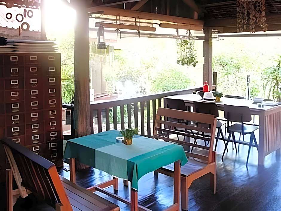 Bann Makok The Getaway