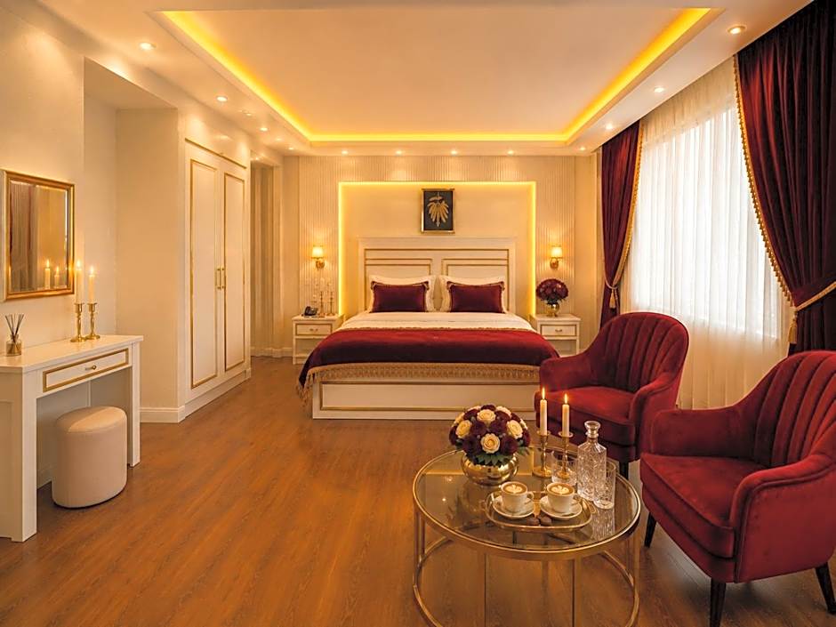Photo 1 of 7 of Standard Triple Room