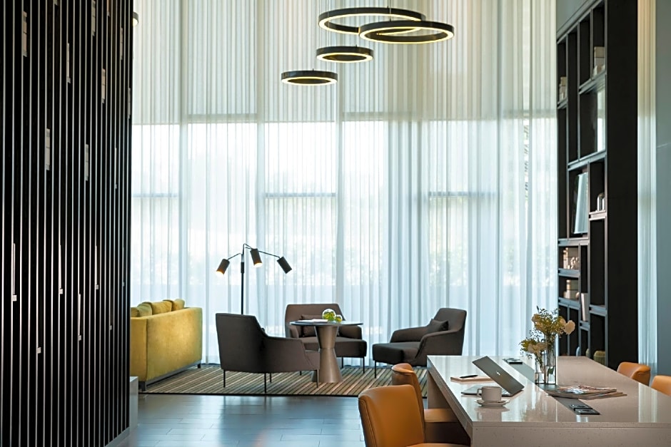 Centro Westside by Rotana