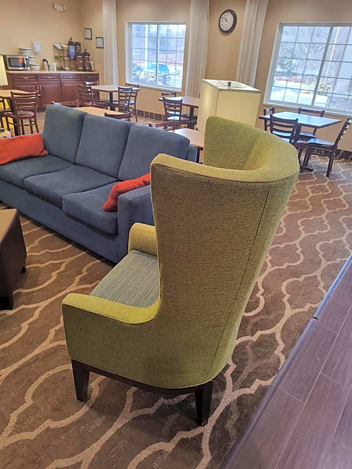 Comfort Inn & Suites