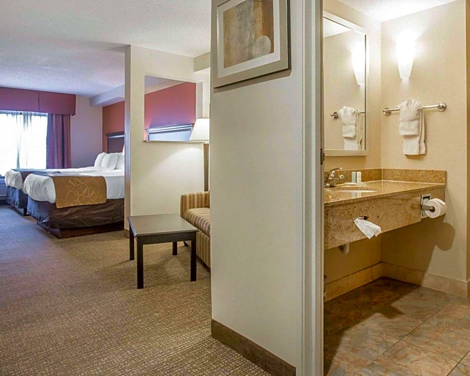 Comfort Suites Atlanta Airport