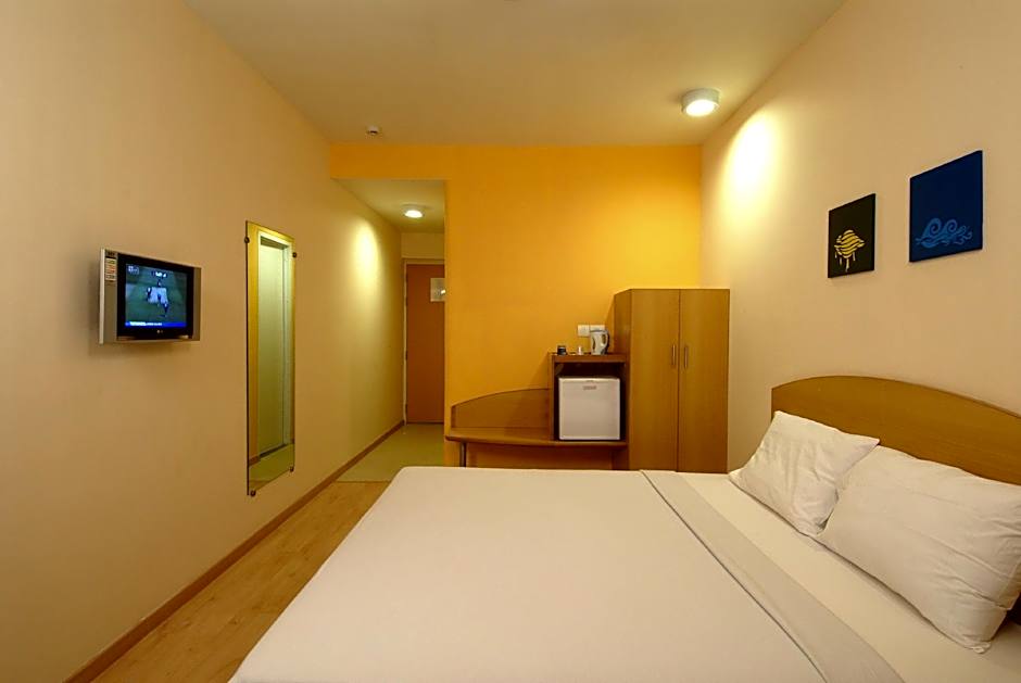 Ginger Pune, Pimpri