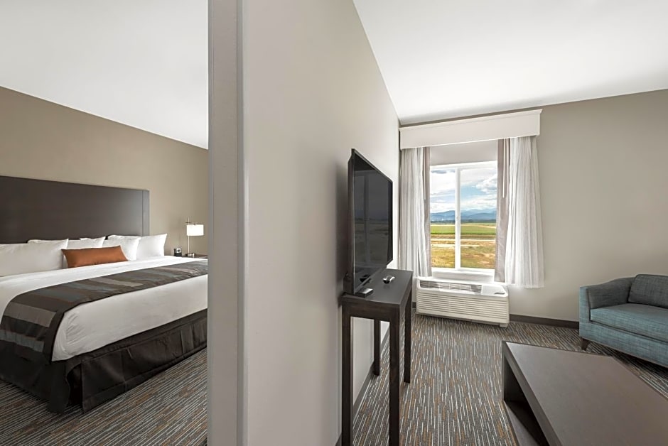 Wingate by Wyndham Loveland