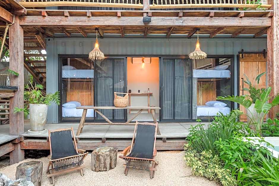 Meteora Stay & Coffeehouse Tulum