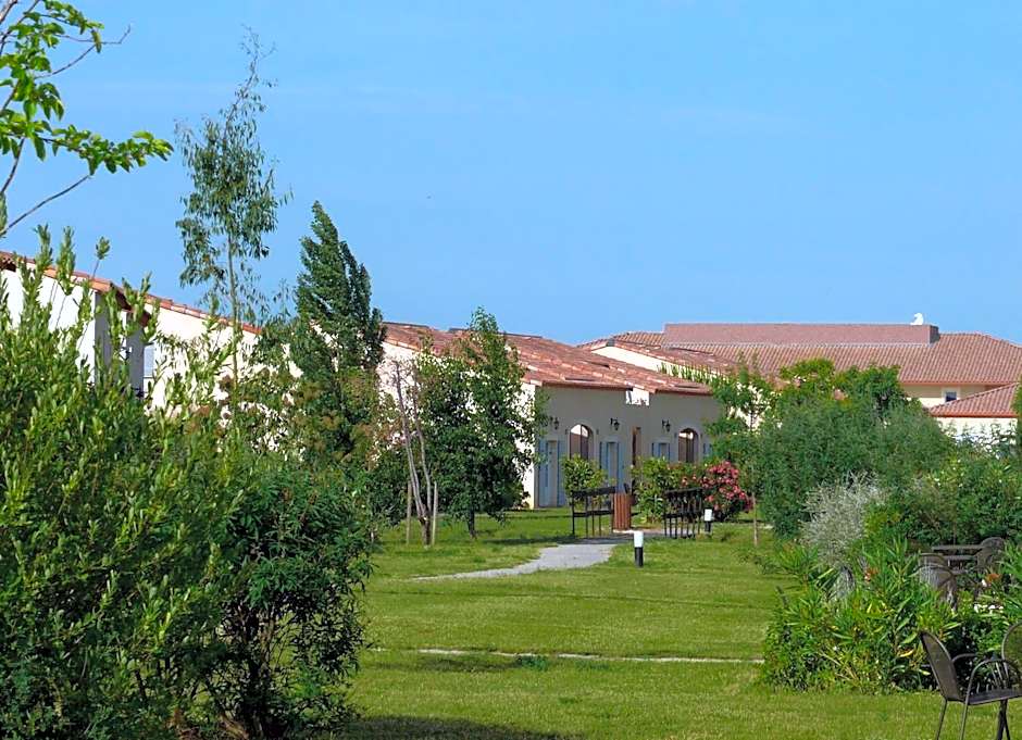 Hôtel Restaurant Les Jasses de Camargue