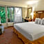 Irazu Hotel & Studios